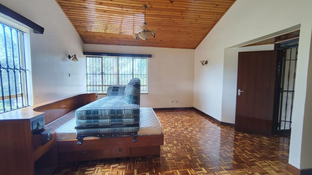 4 Bed House with En Suite in Gigiri - 11