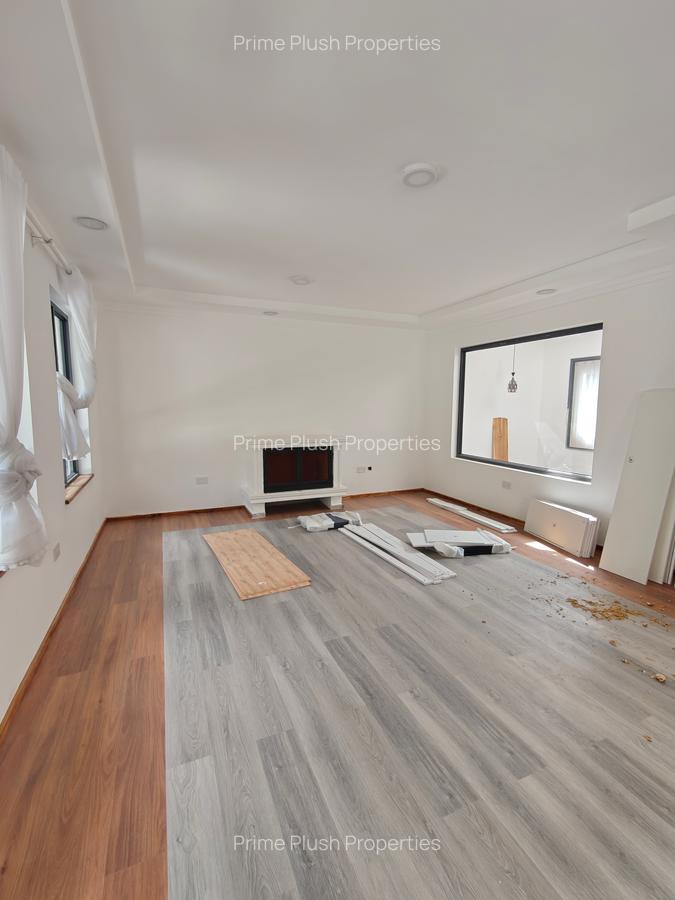 9 Bed House with En Suite in Karen - 8