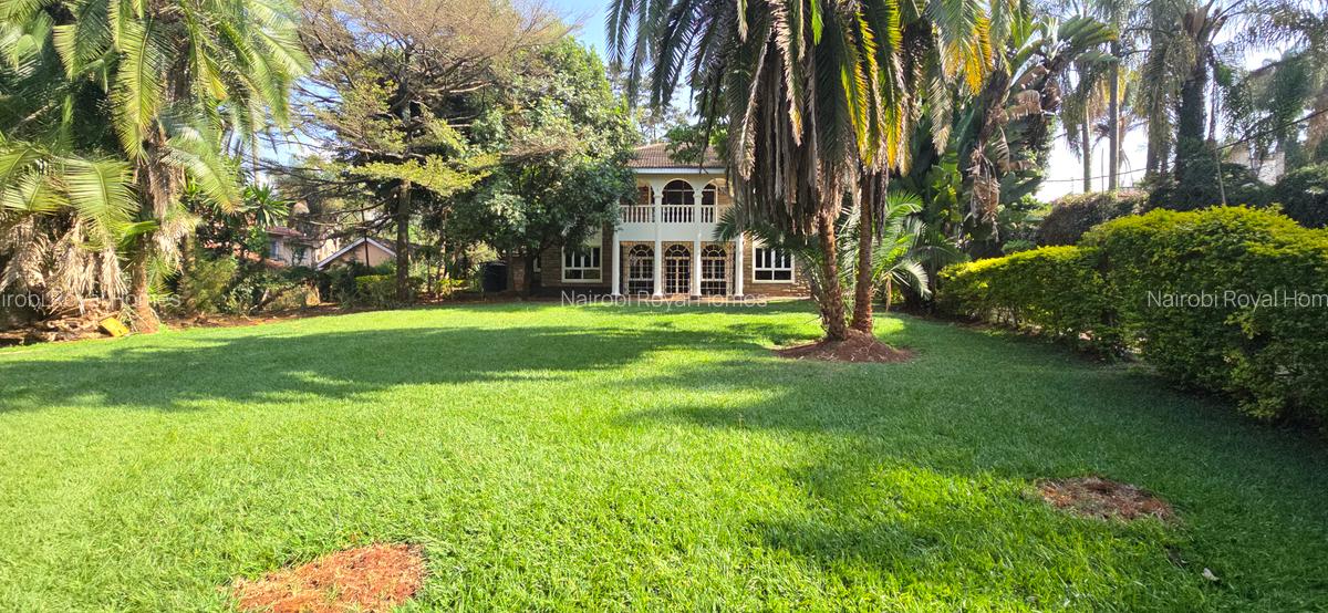 5 Bed House with En Suite at Hillview Clozse - 6