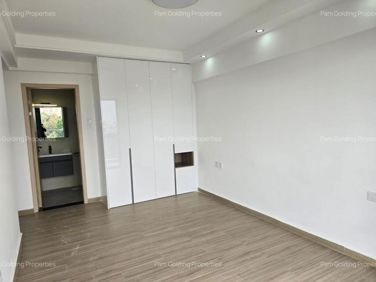 2 Bed Apartment with En Suite in Rhapta Road - 5