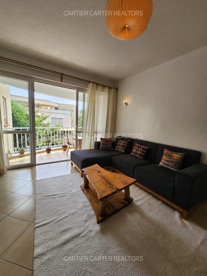 Serviced 2 Bed Apartment with En Suite in Brookside - 11