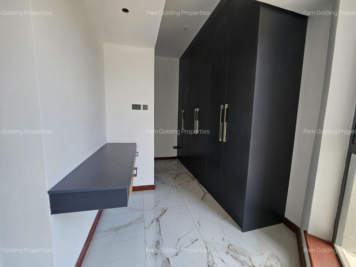 3 Bed Apartment with En Suite in Kileleshwa - 3