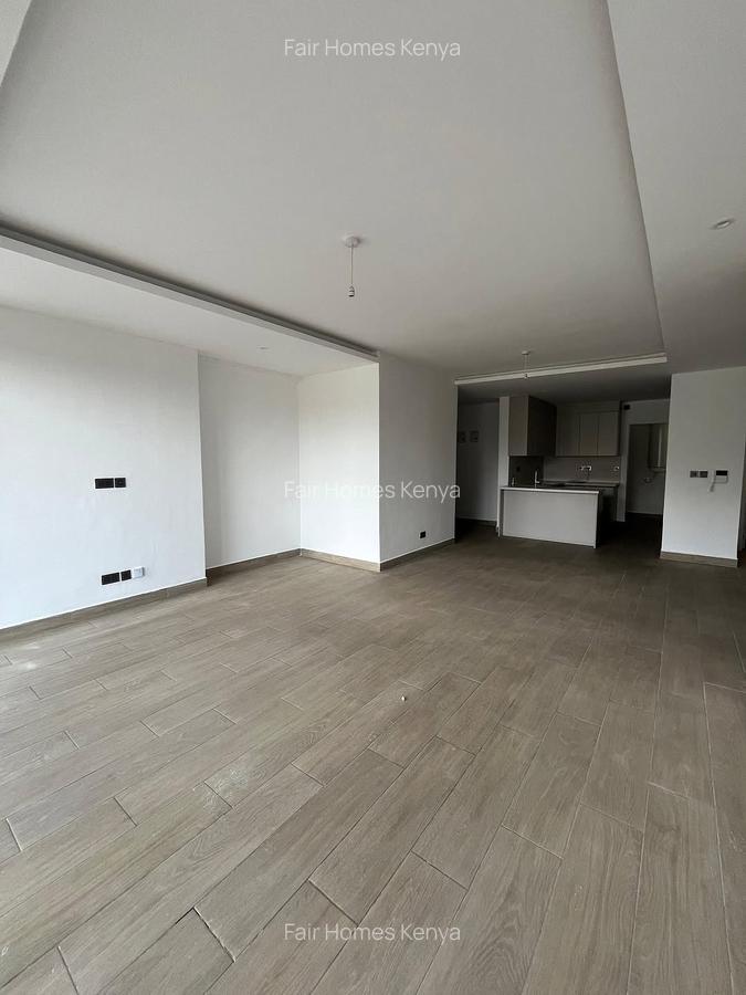 3 Bed Apartment with En Suite at Riverside Drive - 3