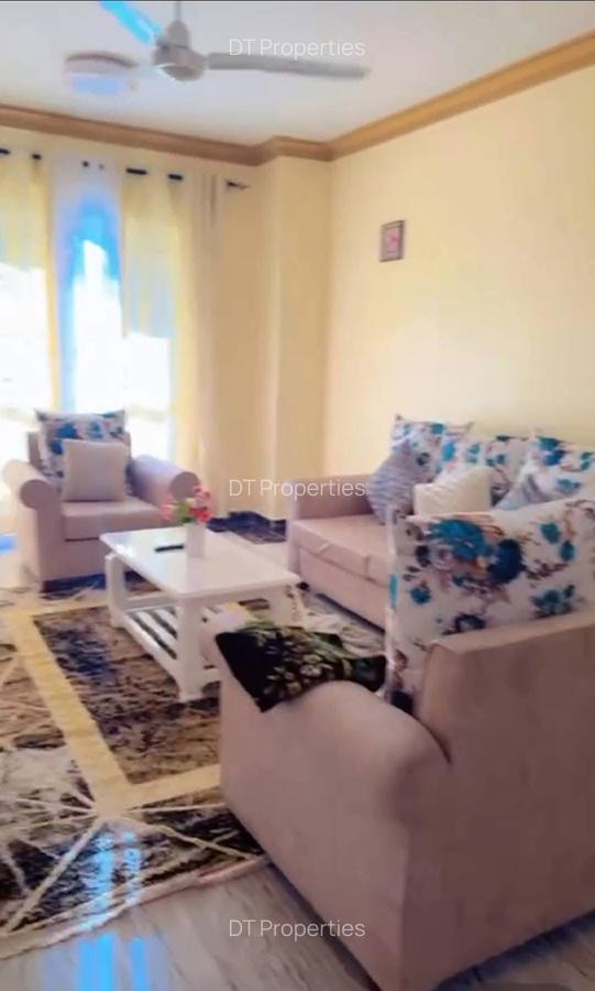 3 Bed Apartment with Parking at Tudor - 1