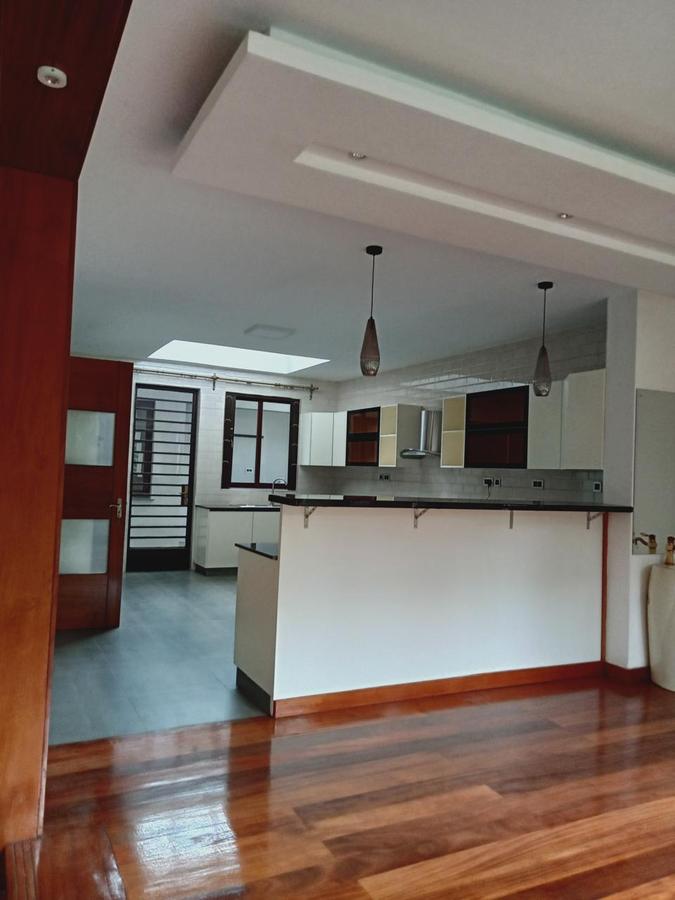 4 Bed Townhouse with En Suite at Maji Mazuri - 5