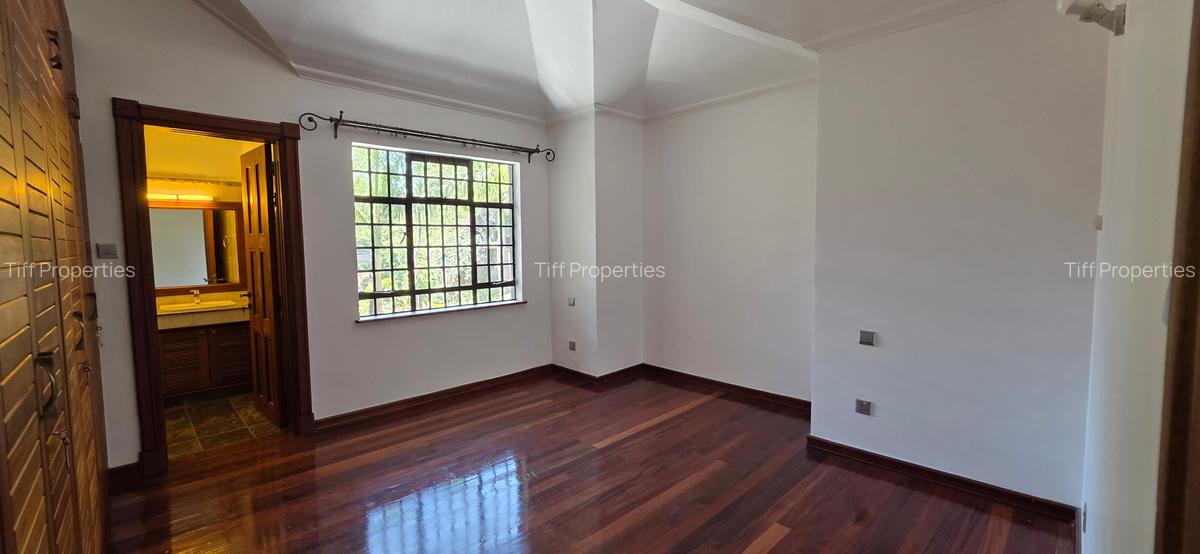 4 Bed Townhouse in Westlands Area - 15