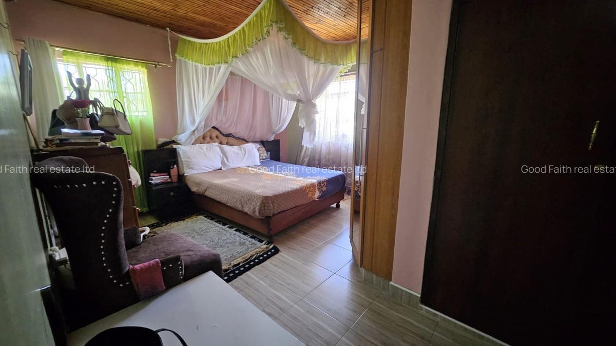 4 Bed House with En Suite in Thika Road - 10