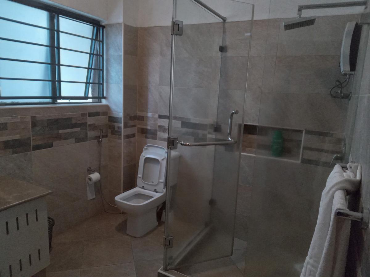 Serviced 2 Bed Apartment with En Suite at Westlands Area - 14