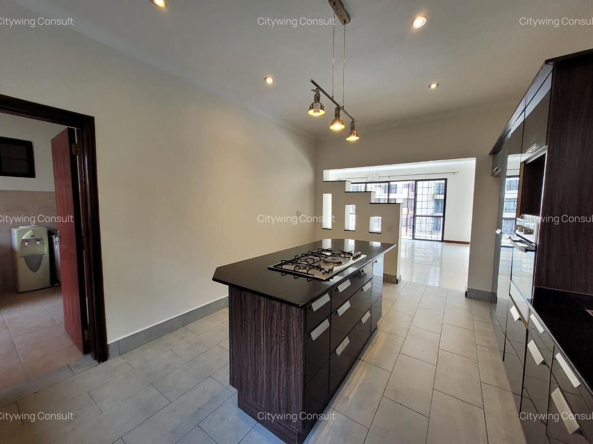 3 Bed Apartment with En Suite at Church Road - 14
