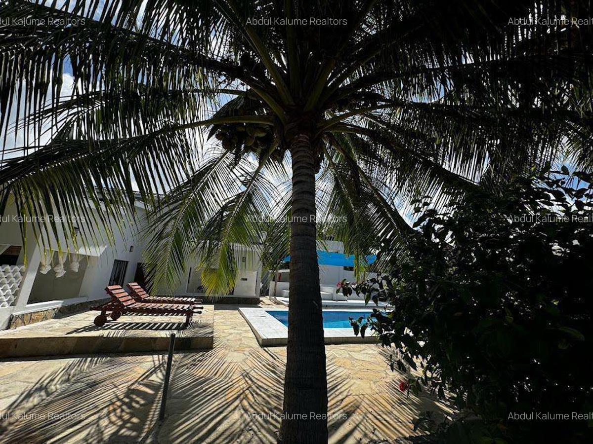 3 Bed House with En Suite at Diani - 8