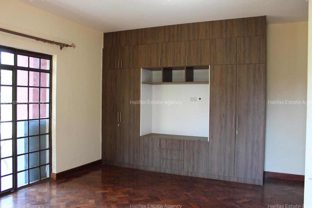 4 Bed Townhouse with En Suite in Runda - 7