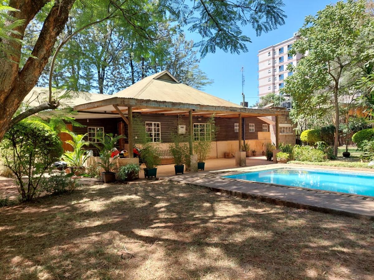 4 Bed House with Swimming Pool in Kilimani - 1