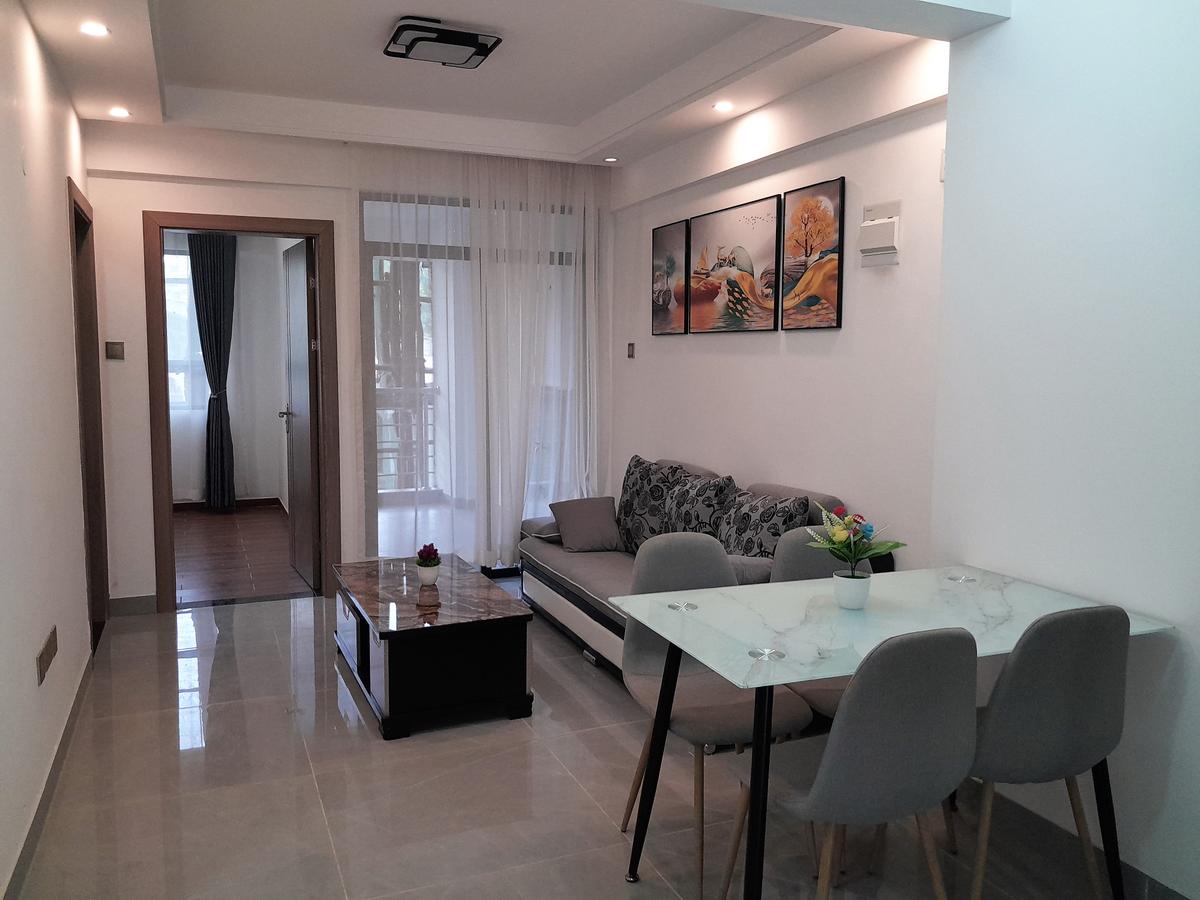 2 Bed Apartment with En Suite at Ole Dume Road - 5