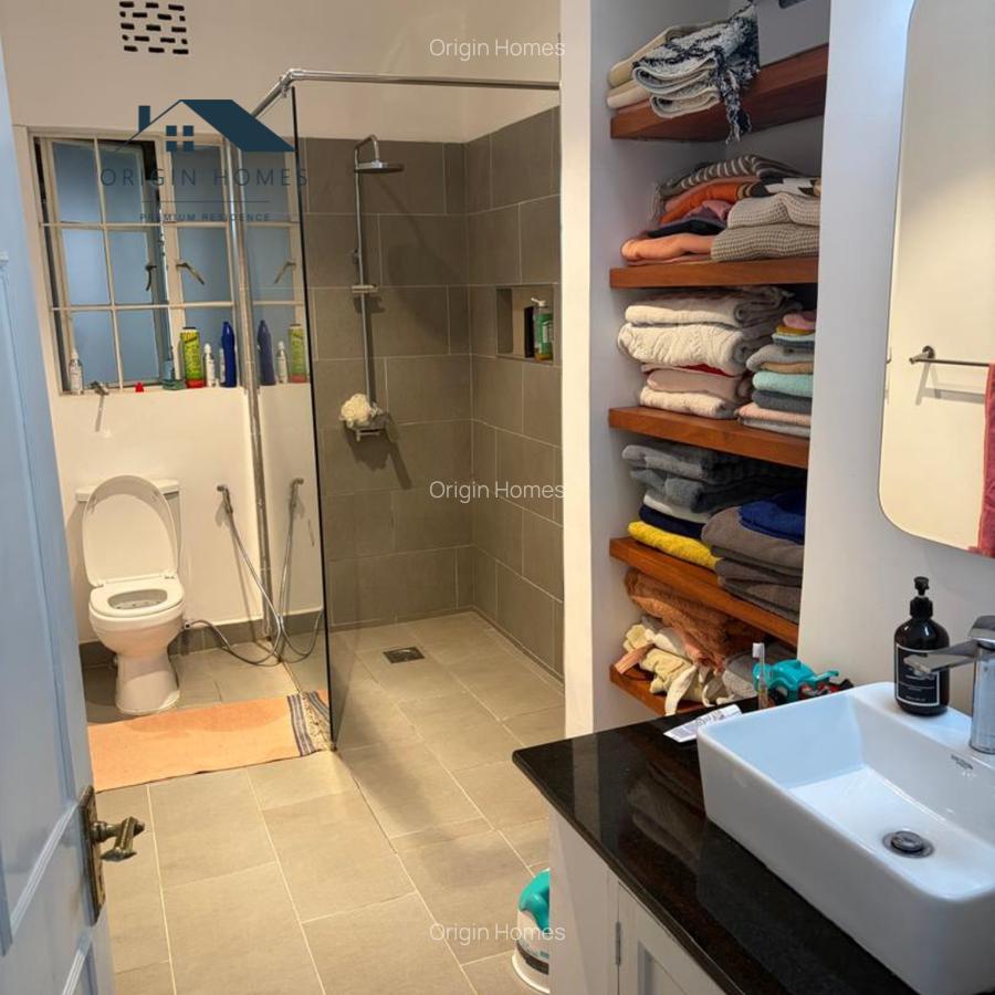 3 Bed House with En Suite at Kyuna - 12