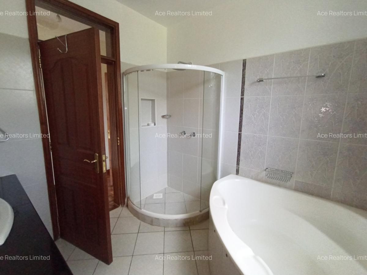 5 Bed Apartment with En Suite at Rhapta Road Duplex - 19