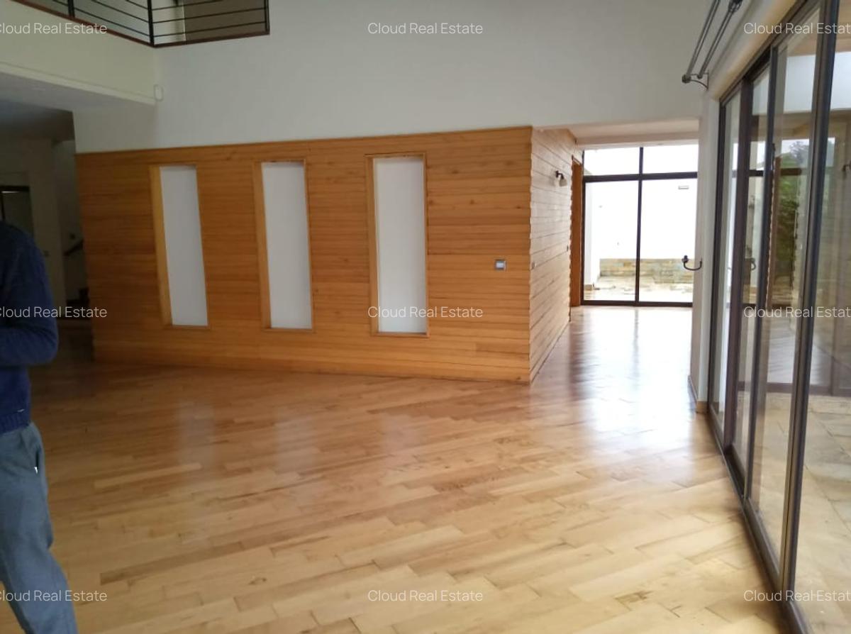 4 Bed House with En Suite in Karen - 3