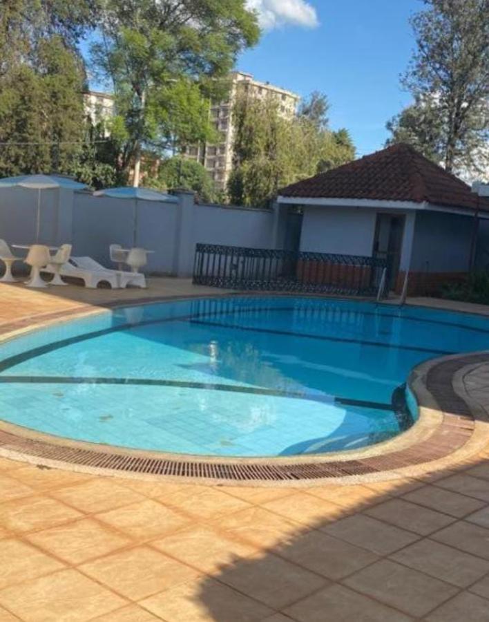 Furnished 2 Bed Apartment with En Suite at Valley Arcade Lavington - 9