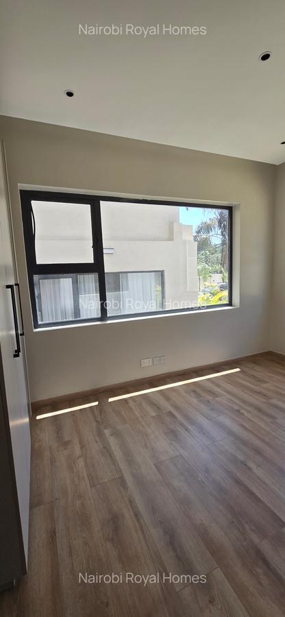 5 Bed Townhouse with En Suite at Lavington Off James Gichuru - 6
