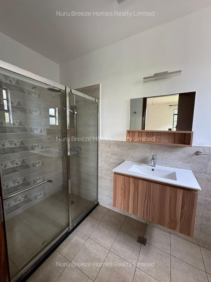 4 Bed Townhouse with En Suite in Kitisuru - 20
