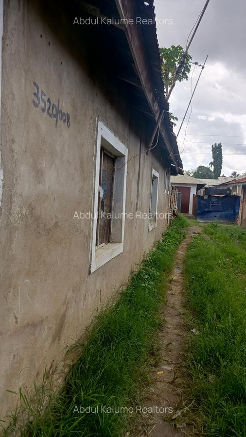 3 Bed House with Walk In Closet in Bamburi - 2