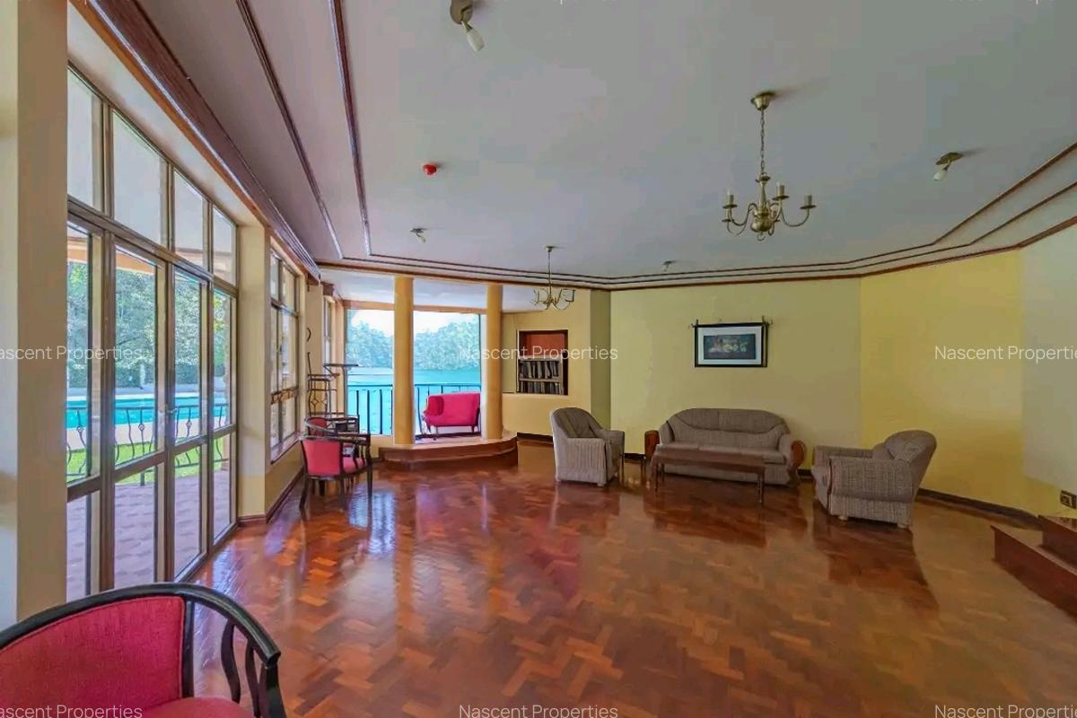 4 Bed Townhouse with En Suite in Lavington - 20