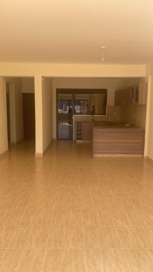 3 Bed Apartment with En Suite at Chadi Road - 5