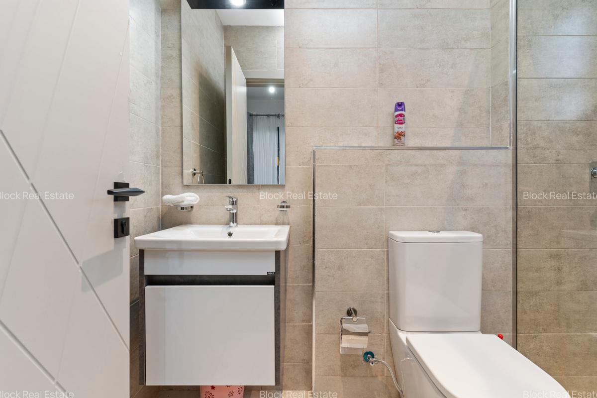 Serviced 2 Bed Apartment with En Suite in Kilimani - 5