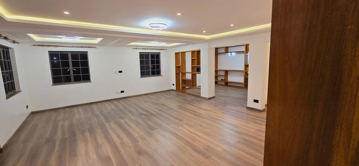 4 Bed Townhouse with En Suite at Othaya Road - 10