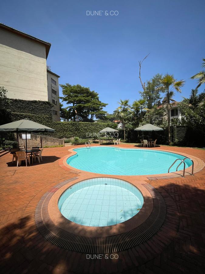 Serviced 3 Bed Apartment with En Suite in Westlands Area - 18