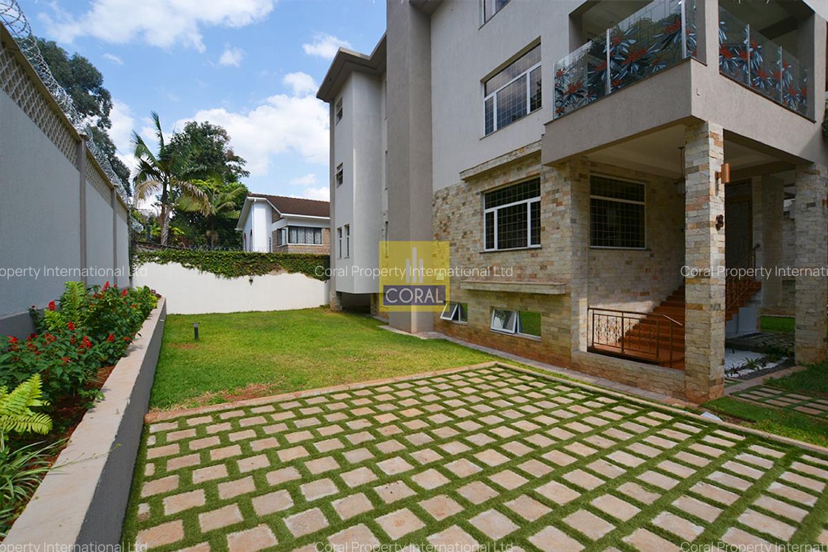 4 Bed Townhouse with Garden in Spring Valley - 18