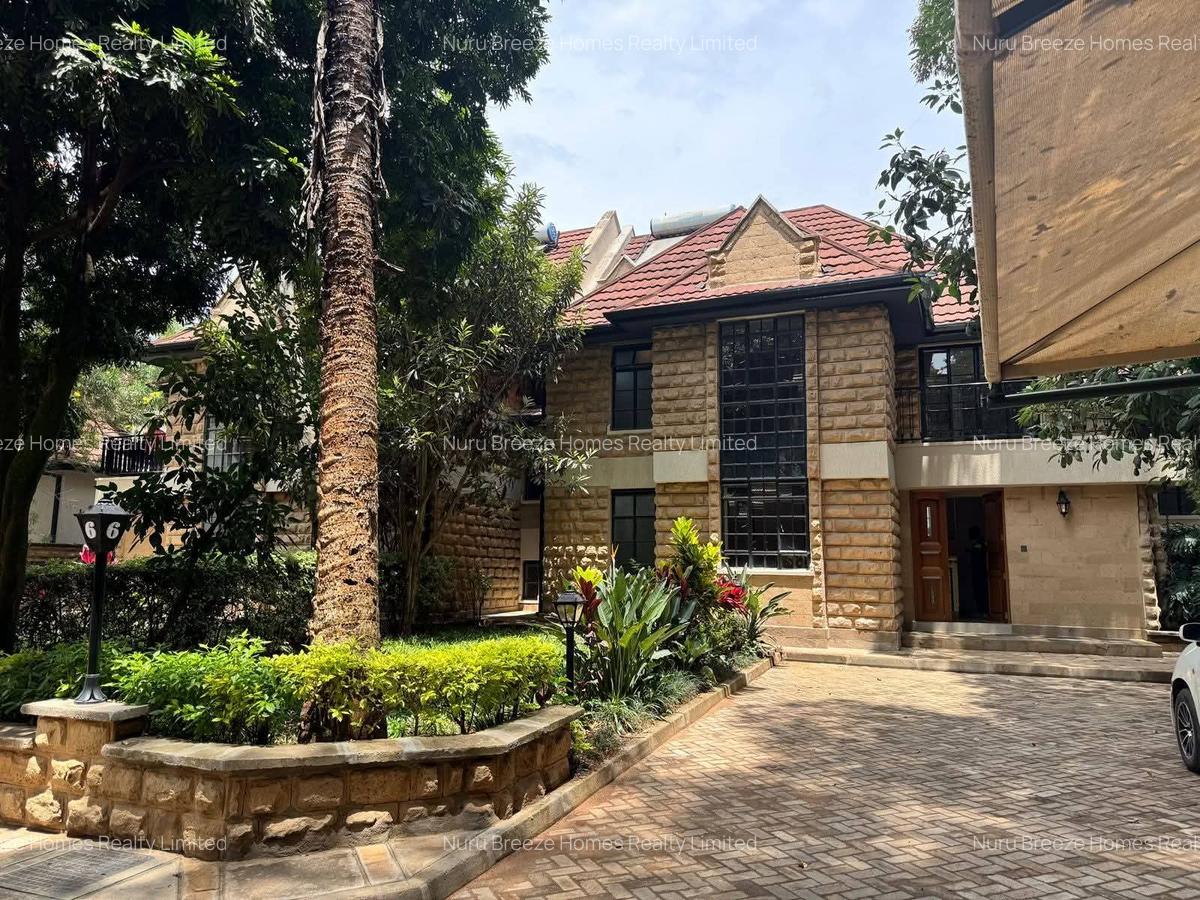 5 Bed Townhouse with En Suite in Lavington - 6