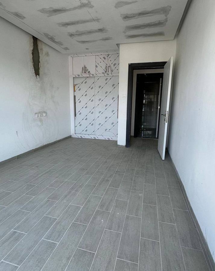 1 Bed Apartment with En Suite at Mbaazi Road - 3