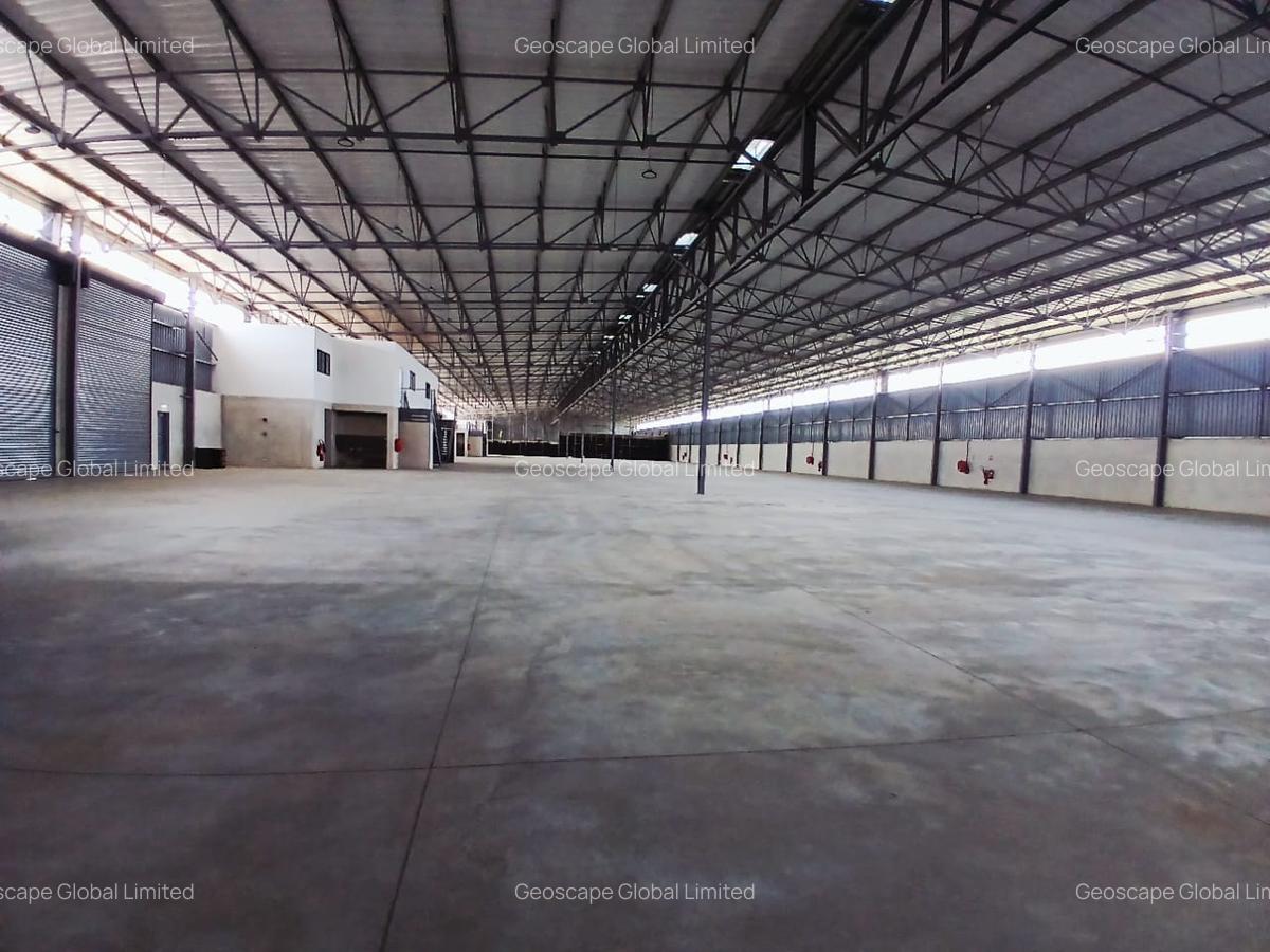 30,000 ft² Warehouse with Parking in Ruiru - 2