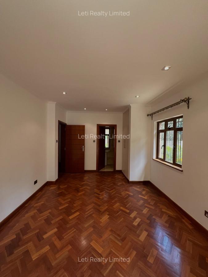 5 Bed Townhouse with En Suite in Lavington - 5