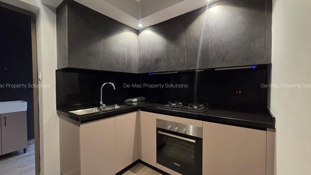 1 Bed Apartment with En Suite in Nyari - 6