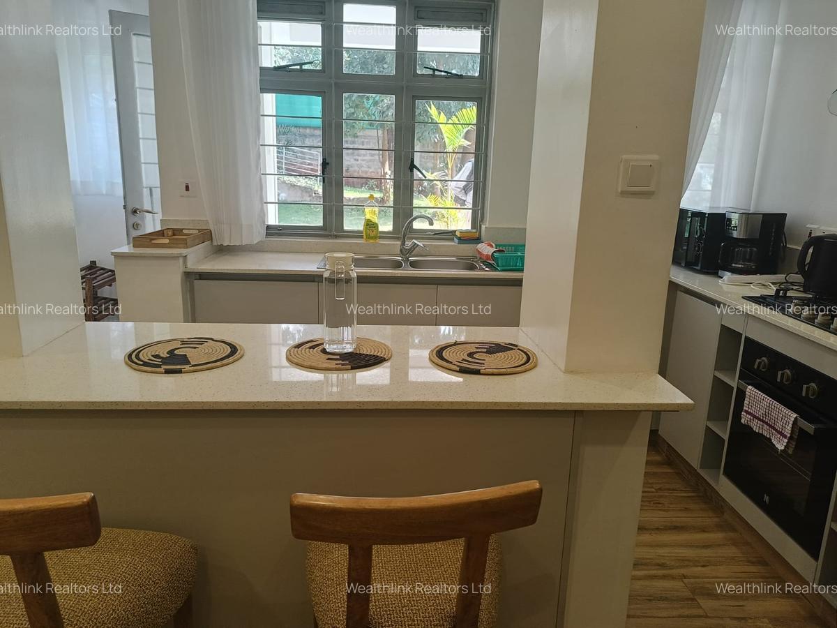 3 Bed Townhouse with En Suite at Runda - 14