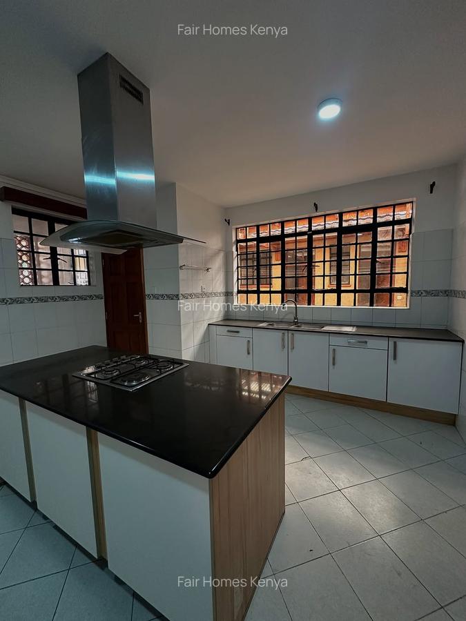 5 Bed Townhouse with En Suite at Kaputei Gardens - 5