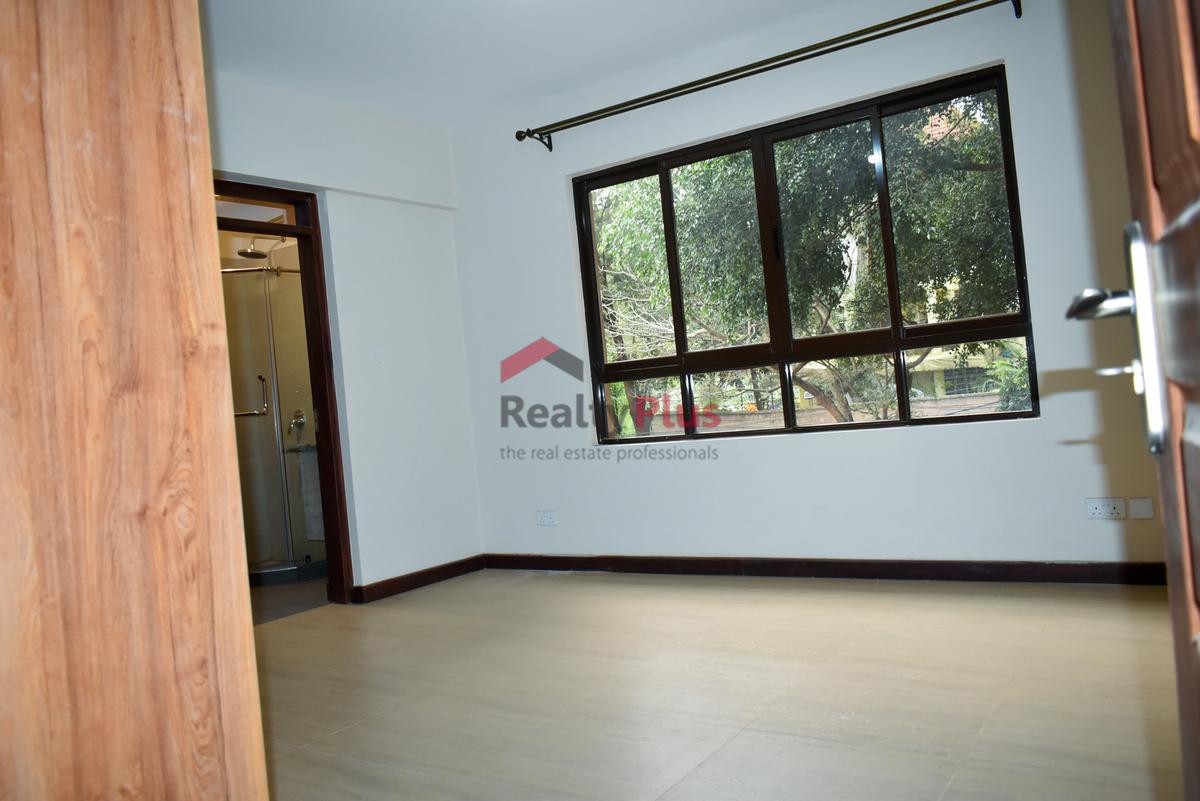 3 Bed Apartment with En Suite in Kileleshwa - 4