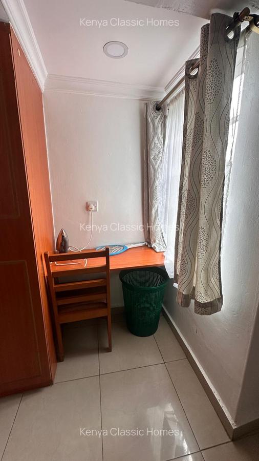 Serviced Studio Apartment with En Suite at Lavington - 2