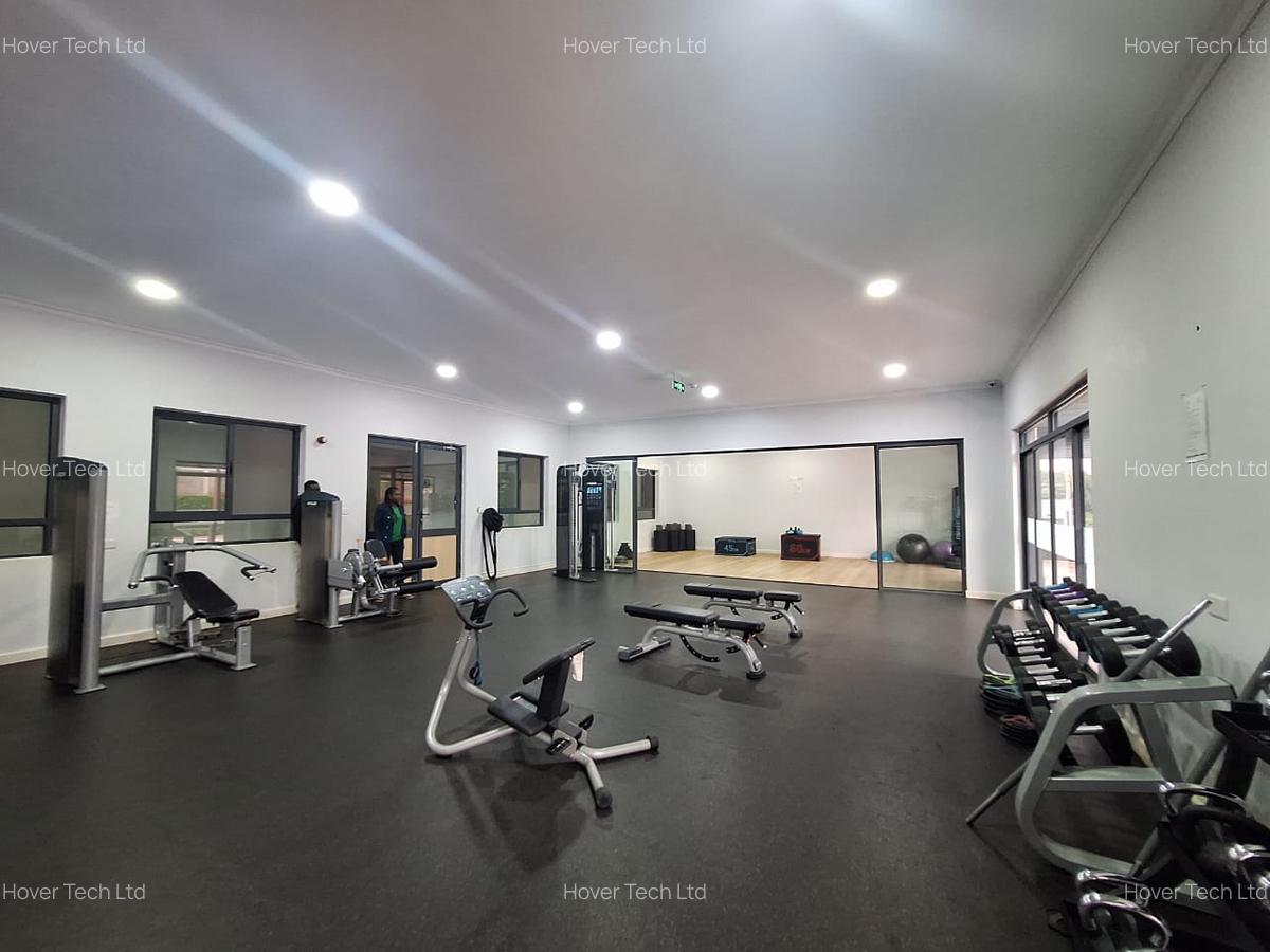 5 Bed Townhouse with En Suite in Runda - 3