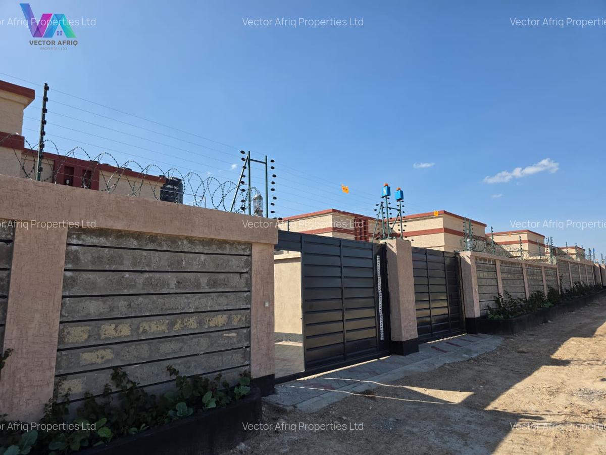 3 Bed House with En Suite in Kitengela - 5