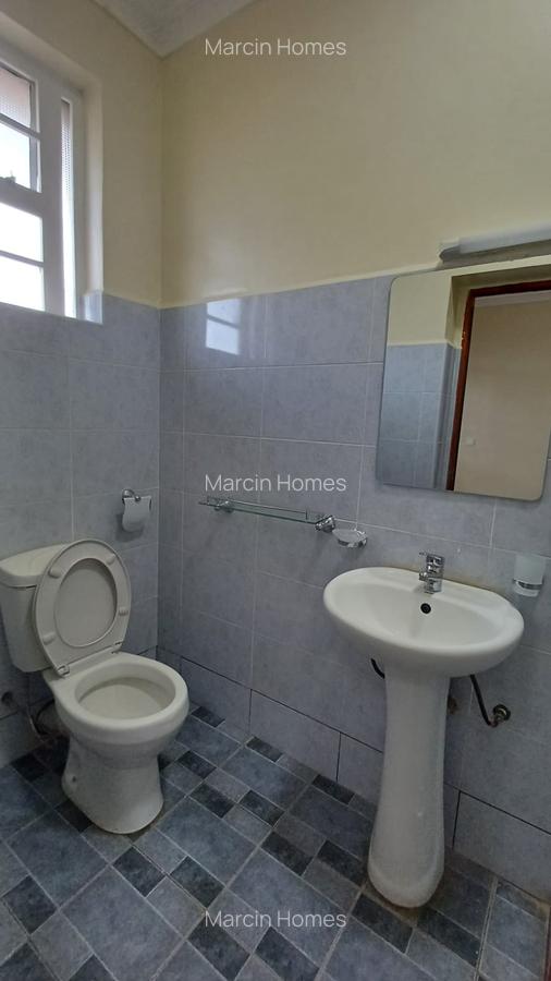 4 Bed Townhouse with En Suite at Kenyatta Road - 6