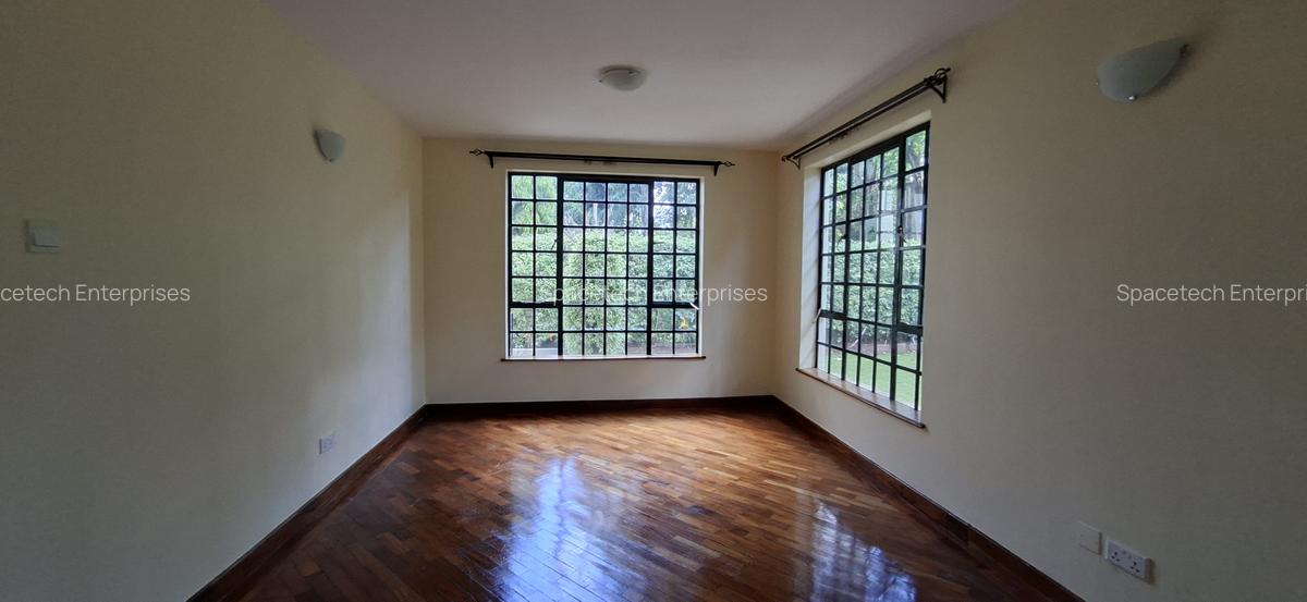 4 Bed Townhouse with En Suite in Kiambu Road - 12