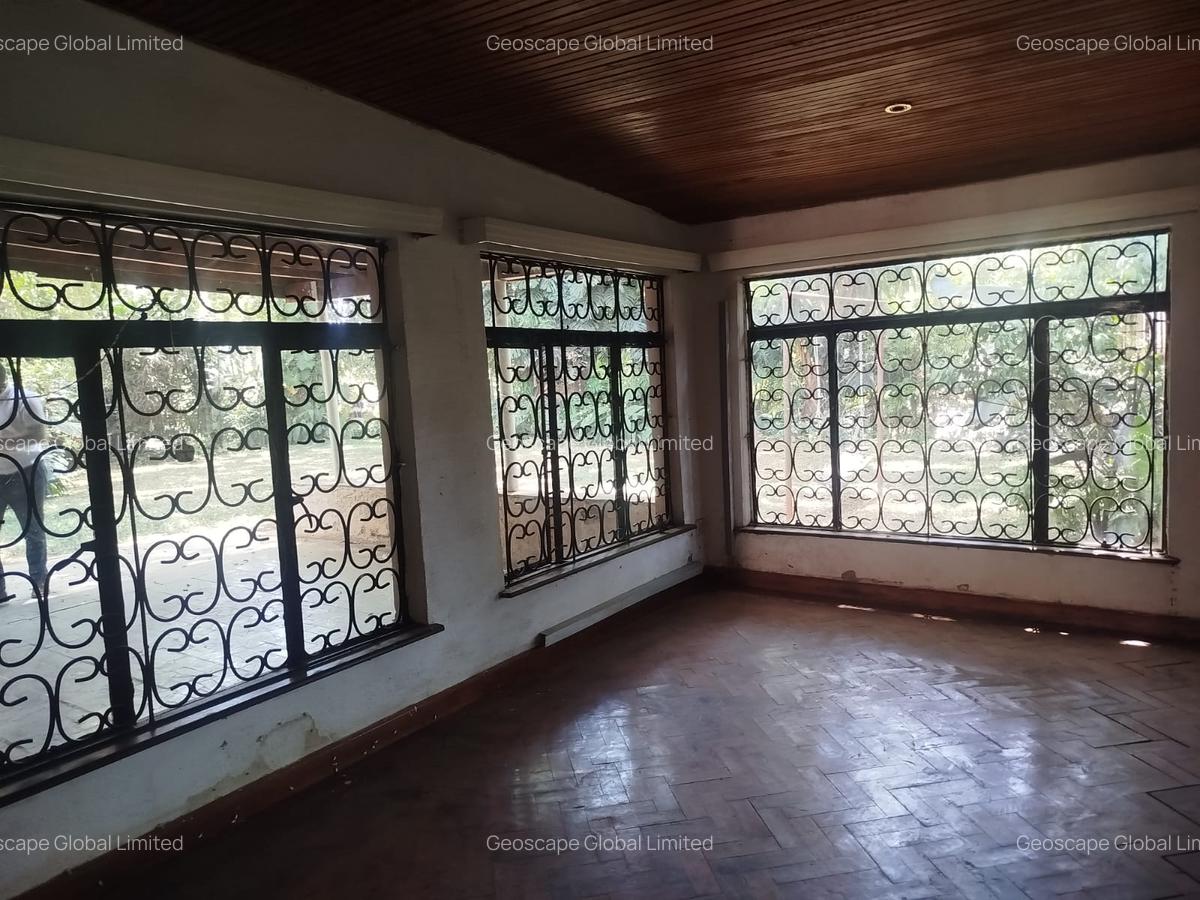 3 Bed House with En Suite in Spring Valley - 3