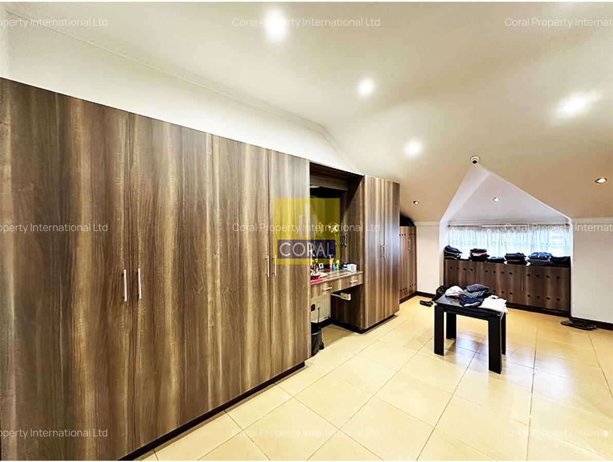 4 Bed Apartment in Rhapta Road - 16