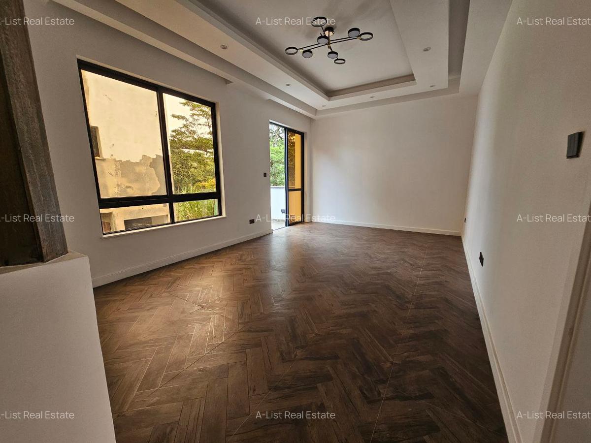5 Bed Villa with En Suite at Muthangari Road - 10