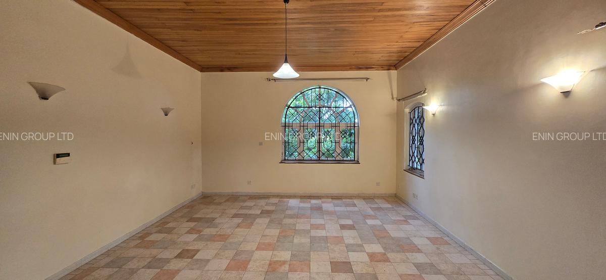 4 Bed House with En Suite at Hillview Rise Off Lower Kabete Rd - 12
