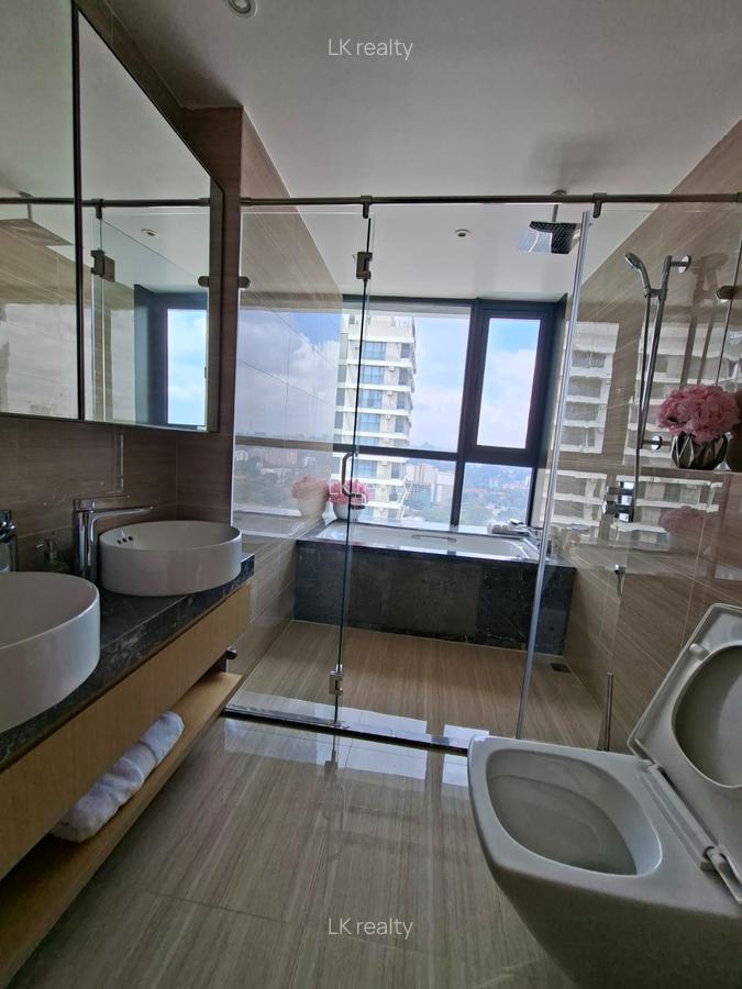 Serviced 2 Bed Apartment with En Suite at Westlands Road - 14