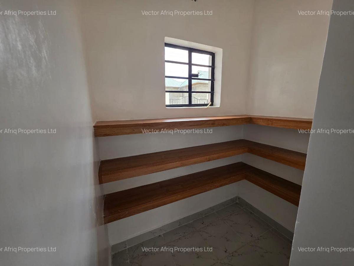 4 Bed House with En Suite in Kitengela - 9