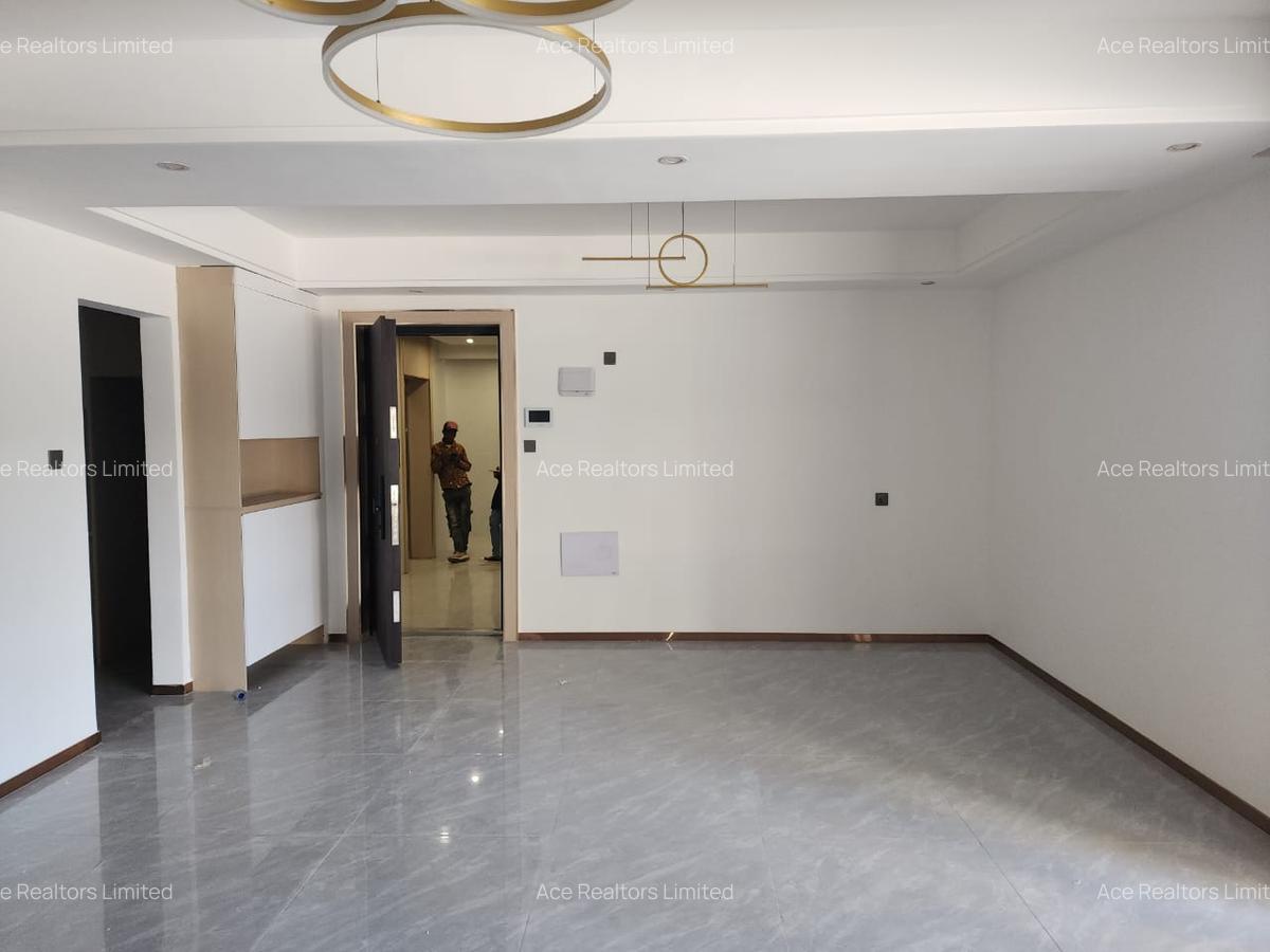 2 Bed Apartment with En Suite at Riverside Drive - 3